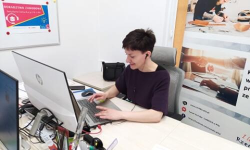 Targi Edukacyjne 2021 Uwaga edukacja  7 i 8 maj; relacja z wydarzenia Zawodowa majowka dzialan online  (7)