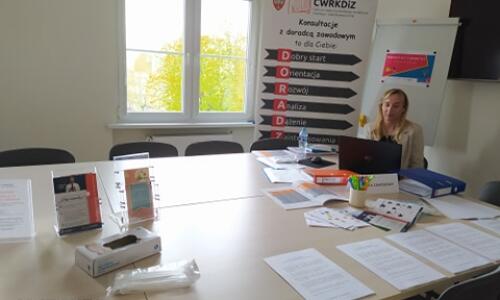 Targi Edukacyjne 2021 Uwaga edukacja  7 i 8 maj; relacja z wydarzenia Zawodowa majowka dzialan online  (6)