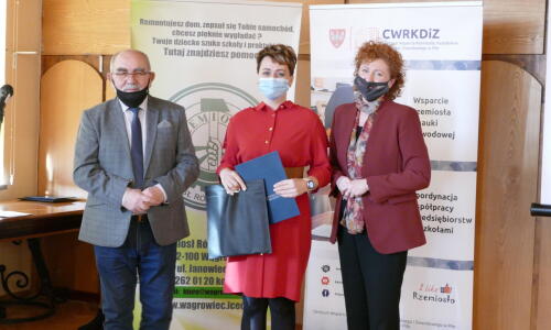 Gala konkursu Zawodowcy poszukiwani Mapa rzemieslnikow odbior nagrod podziekowania dla nauczycieli (1