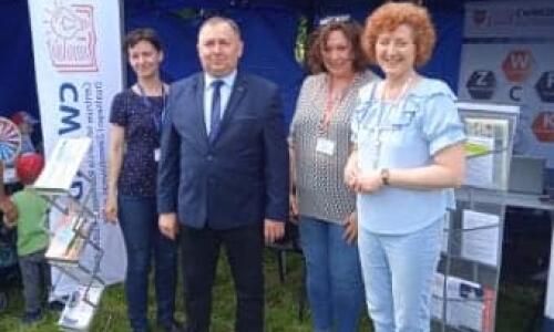 stoisko CWRKDiZ w Pile z doradztwem zawodowym (11)