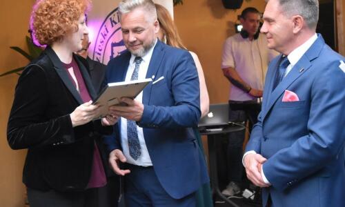 uroczyste wreczenie nagrod i wyróznien w konkursie podczas targow gospodarczych promocje 2022 (5)