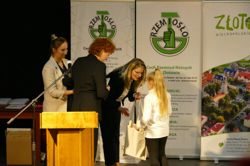 Galeria zdjęć z Gali konkursu Zawodowcy Poszukiwani 2022 - 08.04.2022  - Centrum Wsparcia Rzemiosła, <br />Kształcenia Dualnego i Zawodowego w Pile