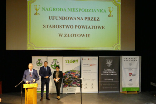 Galeria zdjęć z Gali konkursu Zawodowcy Poszukiwani 2022 - 08.04.2022  - Centrum Wsparcia Rzemiosła, <br />Kształcenia Dualnego i Zawodowego w Pile