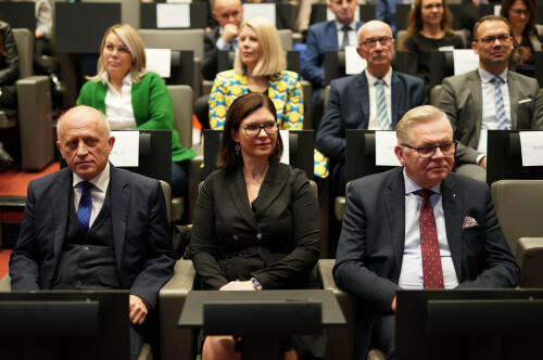 Galeria - 15.11.22 konferencja pn. „Efektywne doradztwo zawodowe i doradztwo kariery w obliczu wyzwań rynku pracy”  - Centrum Wsparcia Rzemiosła, <br />Kształcenia Dualnego i Zawodowego w Pile