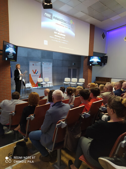 Galeria zdjęć Noc Zawodowców 2022 - Centrum Wsparcia Rzemiosła, <br />Kształcenia Dualnego i Zawodowego w Pile