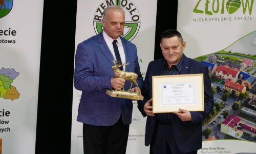 galaZlotyHerb_04032020-12_Easy-Resize.com_