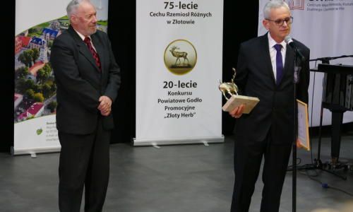 galaZlotyHerb_04032020-15_Easy-Resize.com_