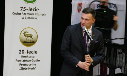 galaZlotyHerb_04032020-19_Easy-Resize.com_