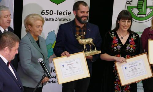 galaZlotyHerb_04032020-29_Easy-Resize.com_