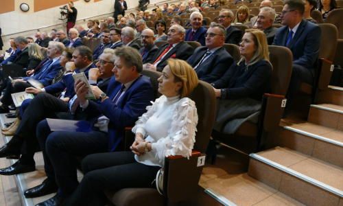 galaZlotyHerb_04032020-5_Easy-Resize.com_