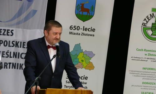 galaZlotyHerb_04032020-7_Easy-Resize.com_