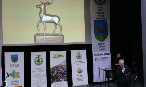 galaZlotyHerb_04032020-8_Easy-Resize.com_